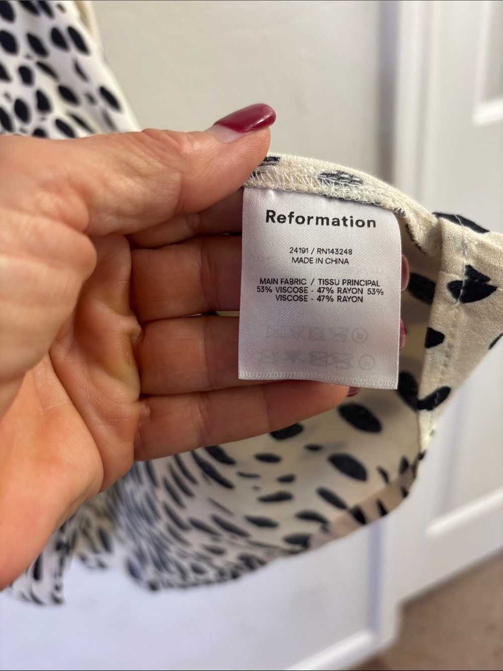 Reformation dress - Picture 5 of 9